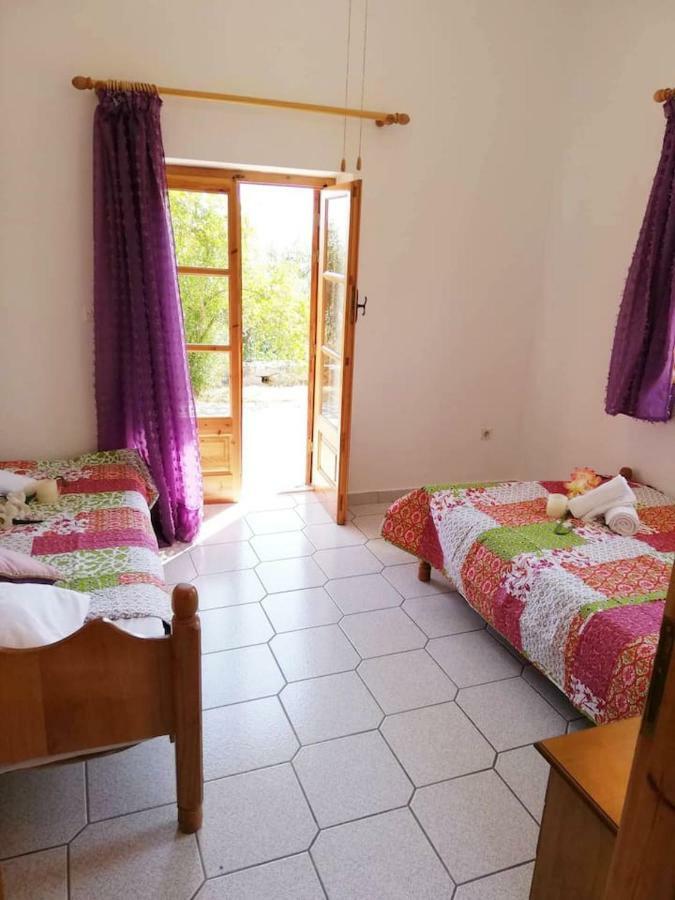 شقة Riglia  في Theasea House With Garden المظهر الخارجي الصورة